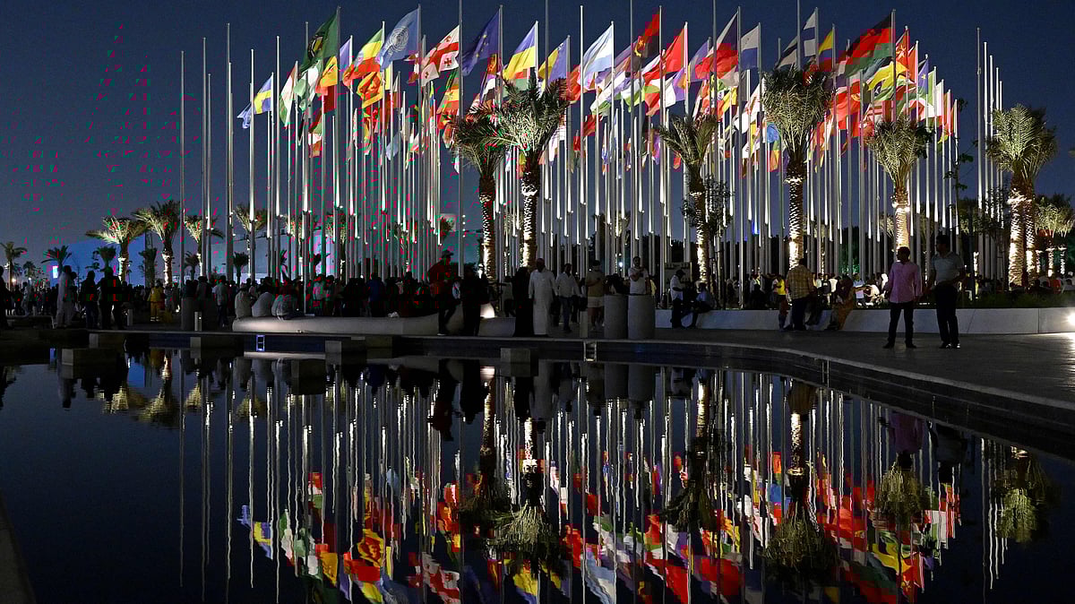 কাতারে বিশ্বকাপের আমেজ