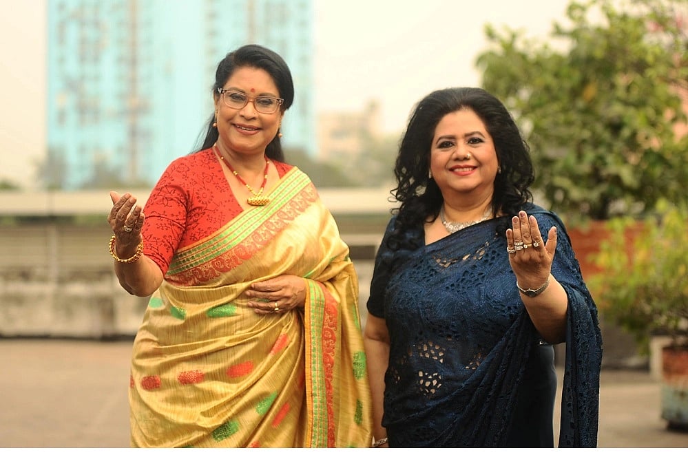 ‘সেরাকণ্ঠ’ প্রতিযোগিতার প্রধান দুই বিচারক উপমহাদেশের প্রখ্যাত সংগীতশিল্পী রুনা লায়লা ও রবীন্দ্রসংগীতের বরেণ্য শিল্পী রেজওয়ানা চৌধুরী বন্যা