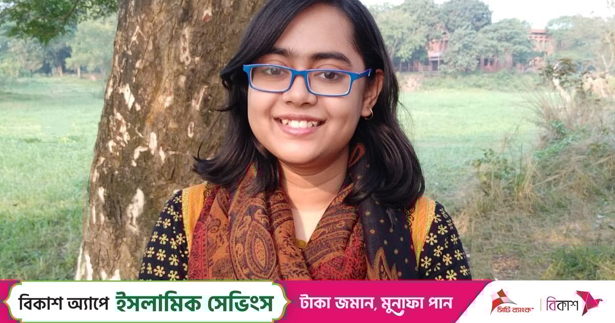 Porno aktrisa Sabina Nomzod bosh azo daryo