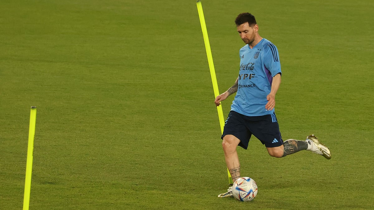 সংযুক্ত আরব আমিরাতে বিশ্বকাপের প্রস্তুতি নিচ্ছে লিওনেল মেসির আর্জেন্টিনা