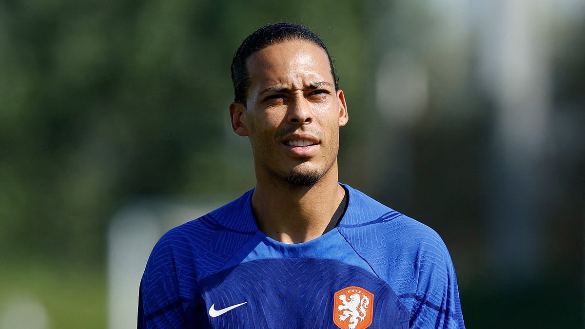 আজ ফন ডাইকদের প্রতিপক্ষ কাতার