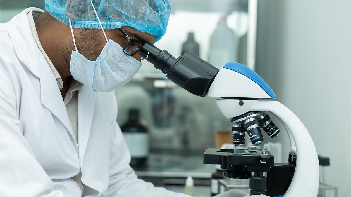 Porno etuk lesbiyanlar yigitlarni yoldan ozdiradi Xitoy qutisi porno filmi