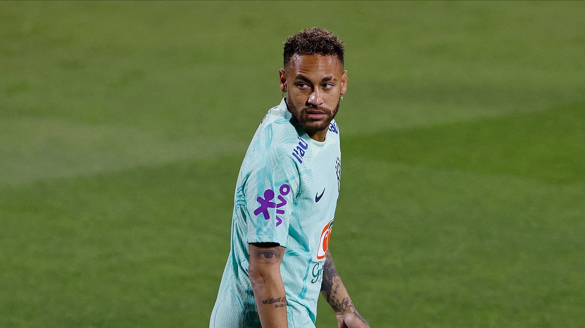 ব্রাজিলের তারকা ফরোয়ার্ড নেইমার