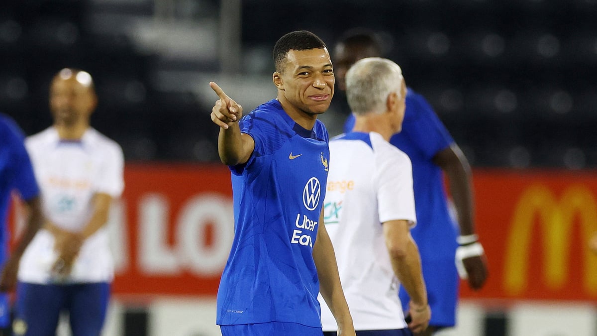 বিশ্বকাপের কোয়ার্টার ফাইনালে আজ মাঠে নামছে কিলিয়ান এমবাপ্পের ফ্রান্স