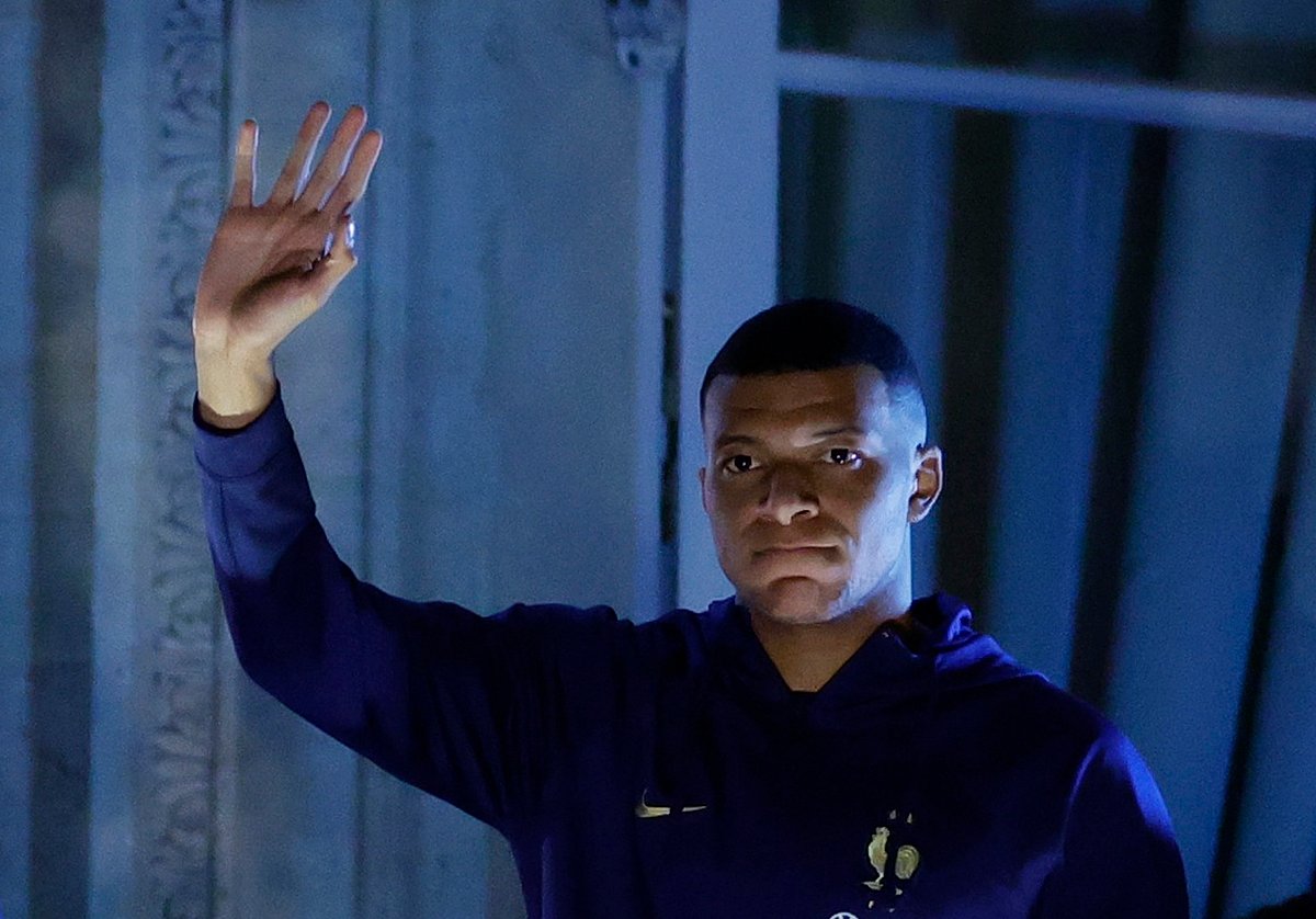 ফ্রান্সের স্ট্রাইকার কিলিয়ান এমবাপ্পে