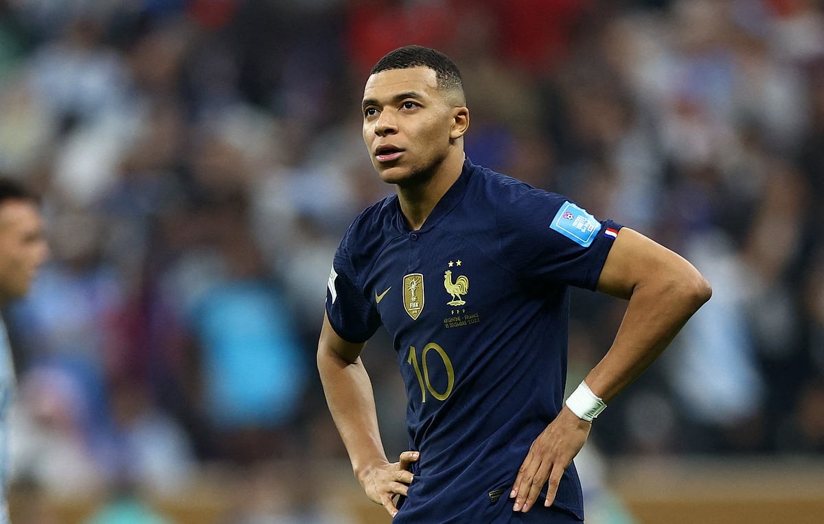 চ্যাম্পিয়নস লিগে এমবাপ্পের খেলা নিয়ে শঙ্কা