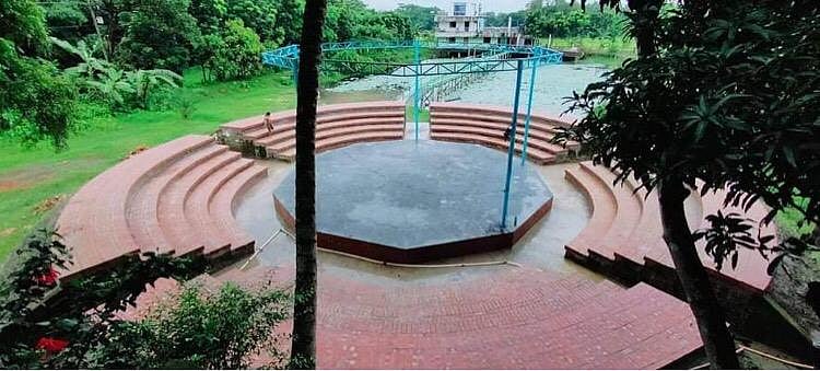 ‘সুফিয়াফুল মঞ্চ’ উদ্বোধনের মধ্য দিয়ে আনুষ্ঠানিকভাবে শতমঞ্চ প্রকল্পের যাত্রা শুরু হচ্ছে