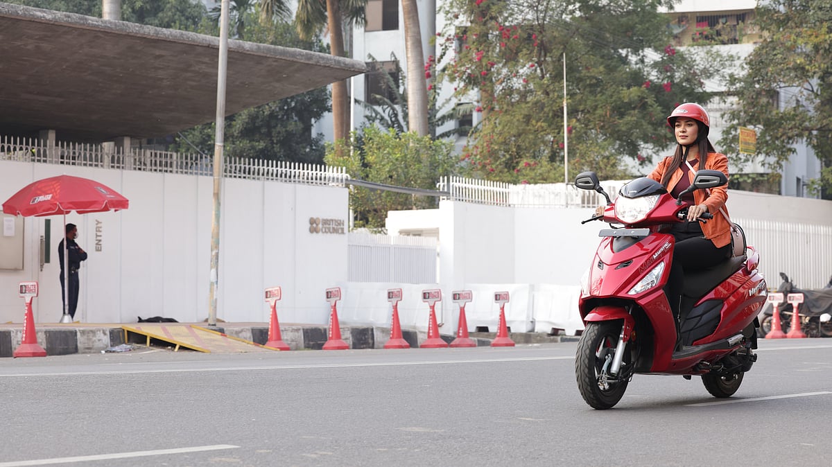 ঠান্ডায় বাইকচালকদের প্রয়োজন সঠিক ধরনের পোশাক ও অনুষঙ্গ