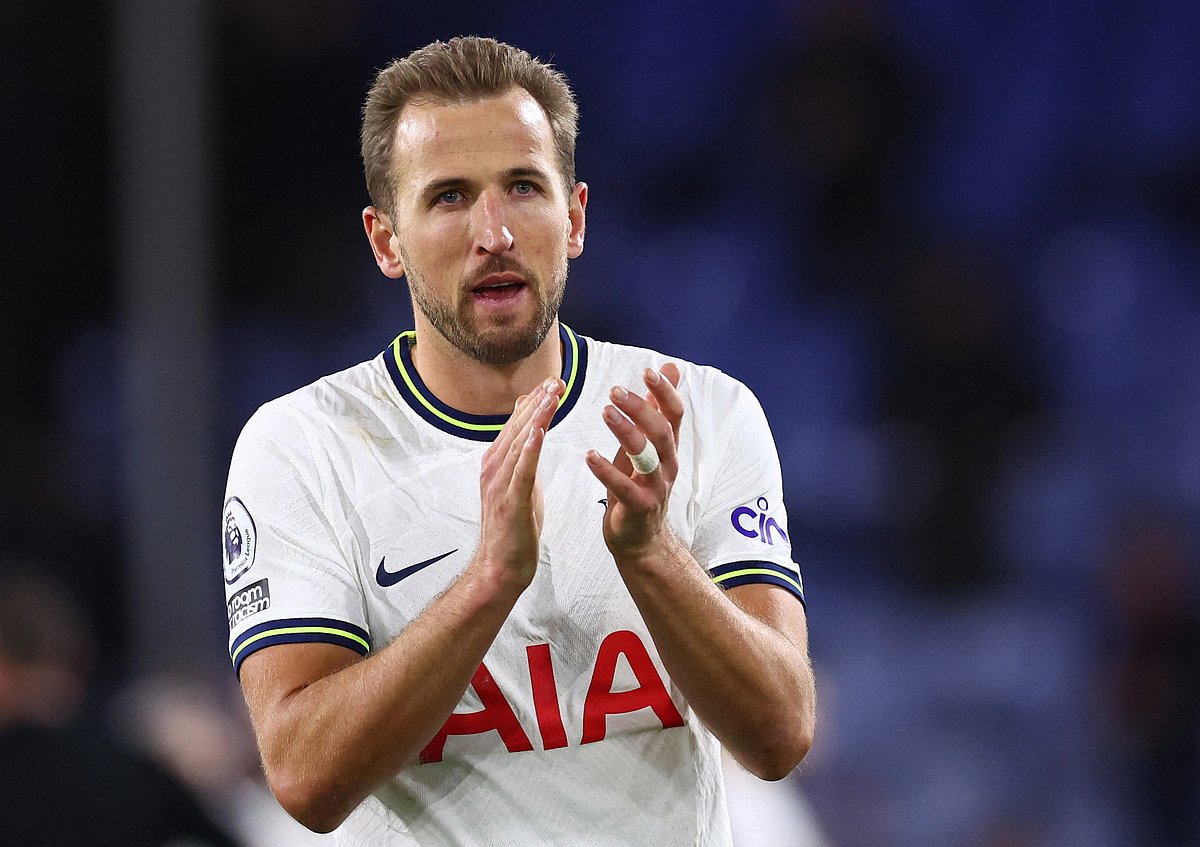 টটেনহাম ছেড়ে রিয়ালে যেতে পারেন হ্যারি কেইন