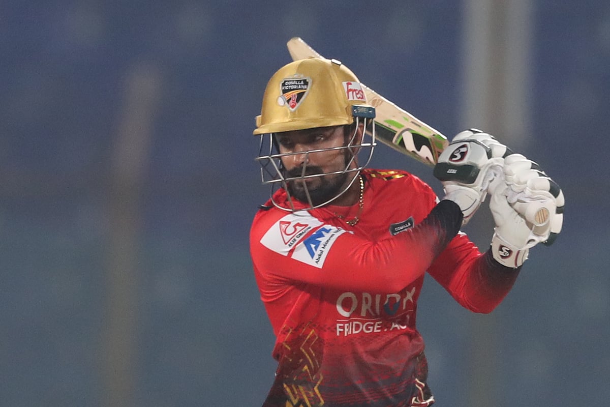 রানে ফিরেছেন লিটন