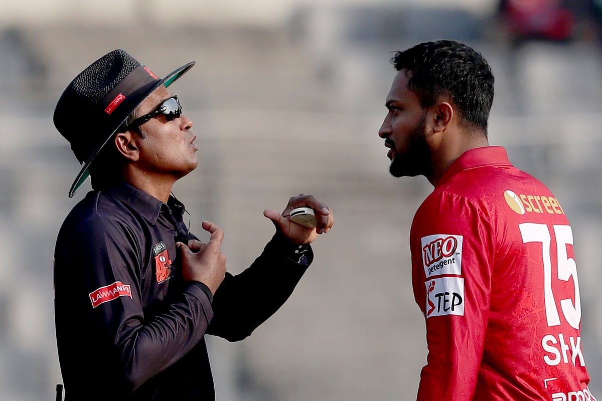 জরিমানা করা হয়েেছে সাকিবকে