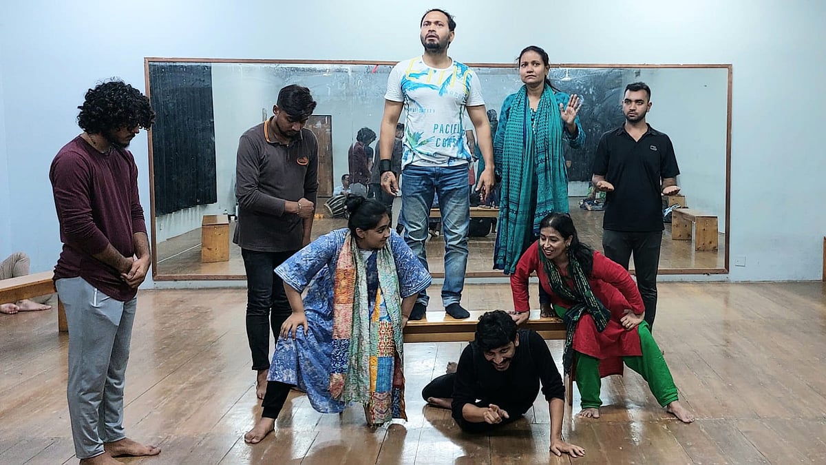 বাংলাদেশ শিল্পকলা একাডেমির পরীক্ষণ থিয়েটার হলে ১৩ জানুয়ারি ‘ম্যাকবেথ’ নাটকের উদ্বোধনী মঞ্চায়ন হবে