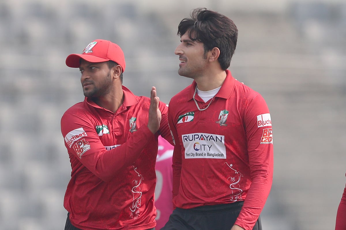 বিপিএলে প্রায় প্রতি দলেই আছেন একাধিক পাকিস্তানি ক্রিকেটার