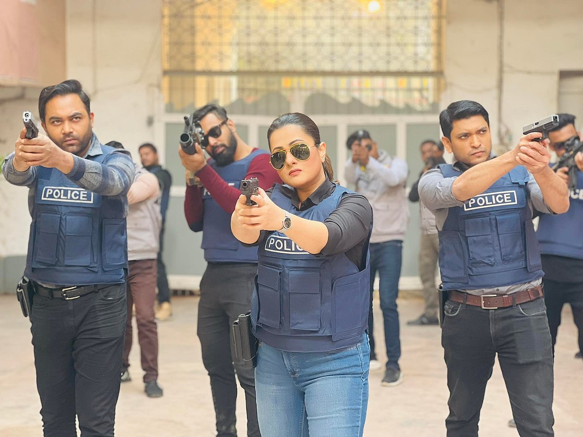 ‘হোটেল রিলাক্স’–এ পুলিশ কর্মকর্তার চরিত্রে দেখা যাবে পূর্ণিমাকে