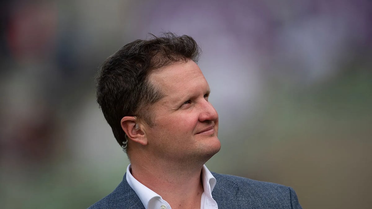 ধারাভাষ্য ছেড়ে এখন ইংল্যান্ড দলের ম্যানেজিং ডিরেক্টর পদে রব কি