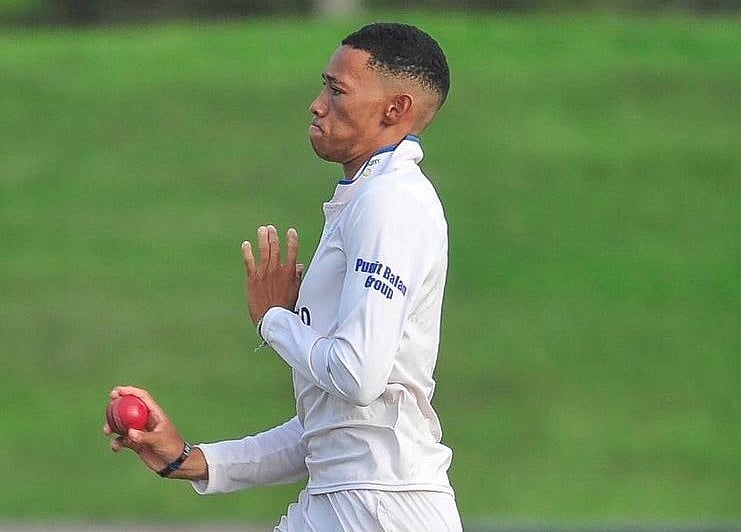 মাখায়া এনটিনির ছেলের বলে আউট হয়েছেন চন্দরপলের ছেলে