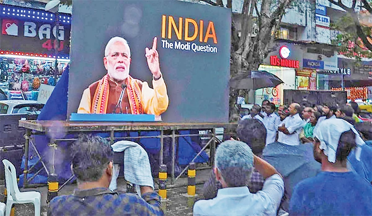 নিষিদ্ধ করার পরও ইন্ডিয়া: দ্য মোদি কোশ্চেন তথ্যচিত্রের প্রদর্শনী চলছে ভারতের বিভিন্ন জায়গায়