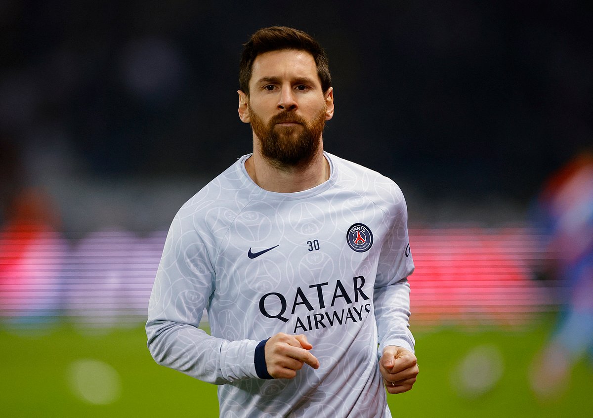 মেসির আরেকটি ‘ফিফা দ্য বেস্ট’ কি আসন্ন?