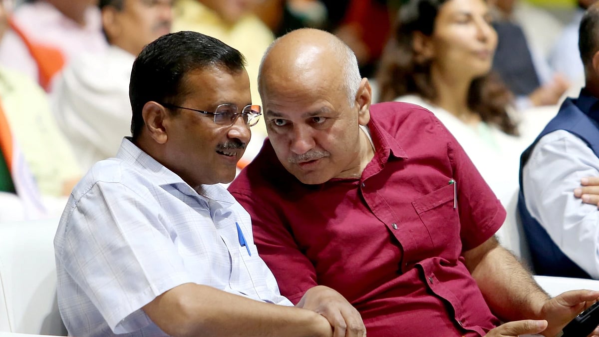 দিল্লির মুখ্যমন্ত্রী অরবিন্দ কেজরিওয়াল ও উপমুখ্যমন্ত্রী মনীশ সিসোদিয়া