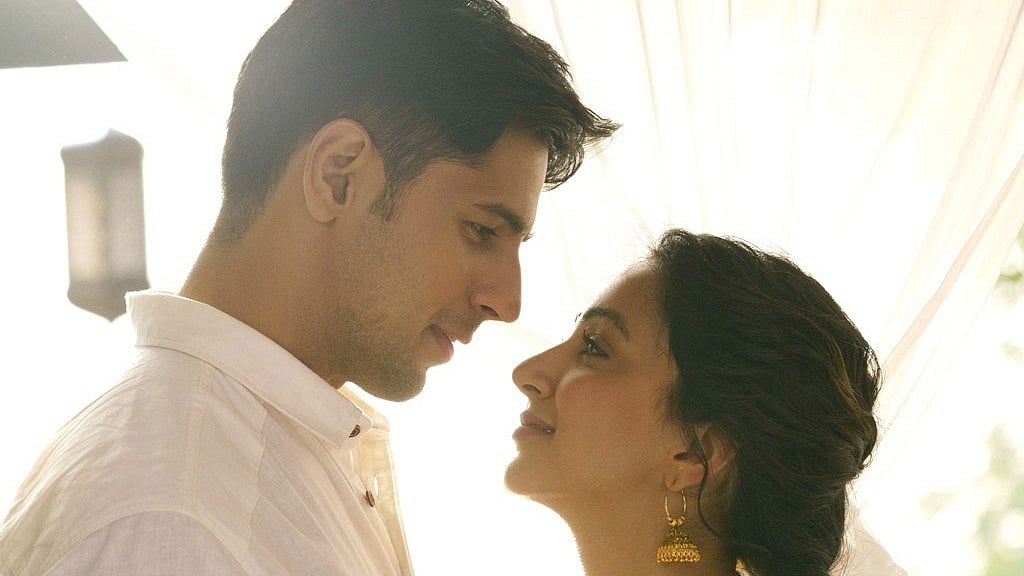 এই জুটির হলুদের অনুষ্ঠান চলছে এখন