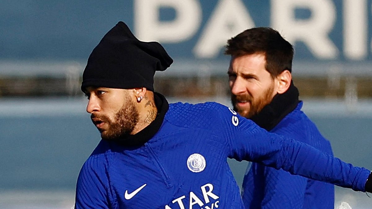 চ্যাম্পিয়নস লিগে আজে নেইমার–মেসির পিএসজি খেলবে বায়ার্নের বিপক্ষে