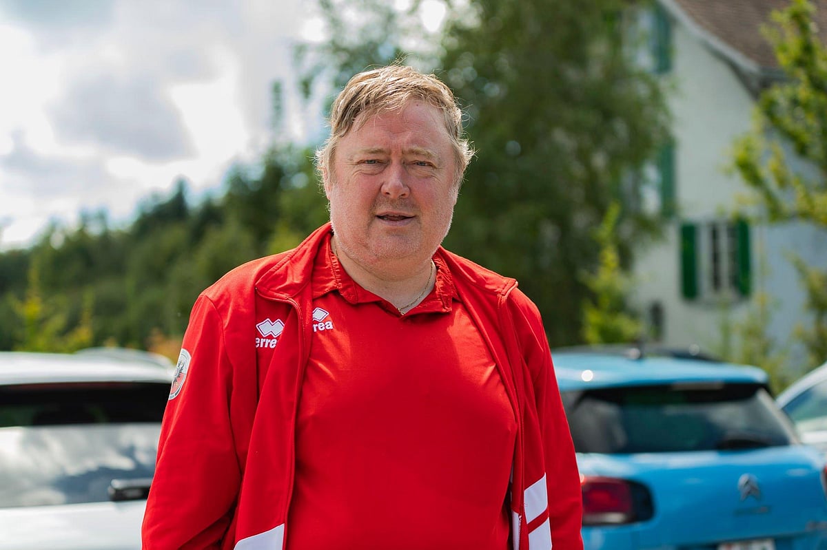 আজ রাতে ঢাকায় আসছেন টম ডিলান