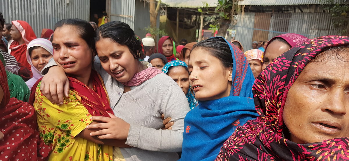 জাহাঙ্গীরের বৃদ্ধ মা জহুরা বেগমের আর্তনাদটা কি আমরা শুনতে পাচ্ছি? শুনলেও বা কতটা দাগ কাটবে হৃদয়ে?