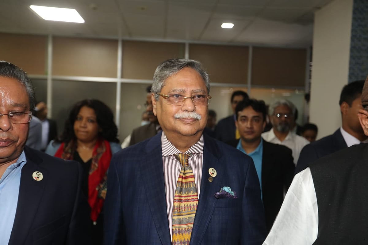 দুদকের সাবেক কমিশনার মোহাম্মদ সাহাবুদ্দিনকে মনোনয়ন দিয়েছে আওয়ামী লীগ