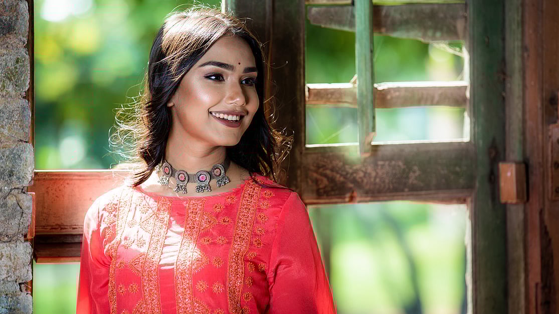 Yashirin kamerada rus osmirlar porno Qishda yalangoch