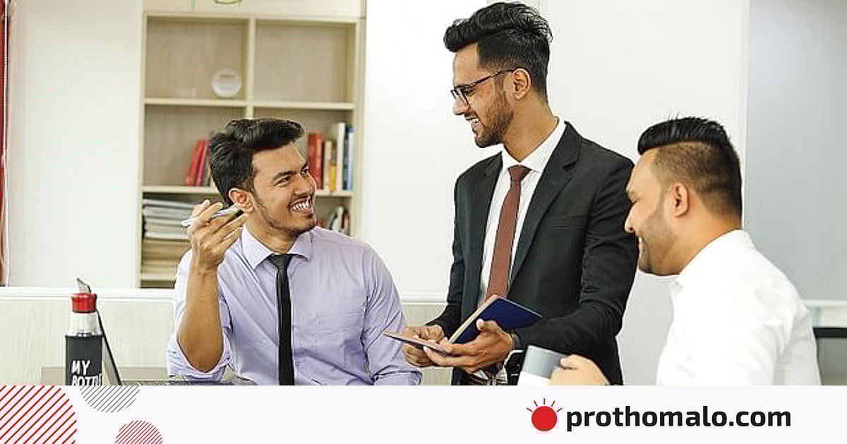 Keksa ayolning mushukini onanizm qilayotgan yashirin kamerasi Kemerovo va Yurgada jinsiy aloqa qilish uchun qiz qidirmoqda