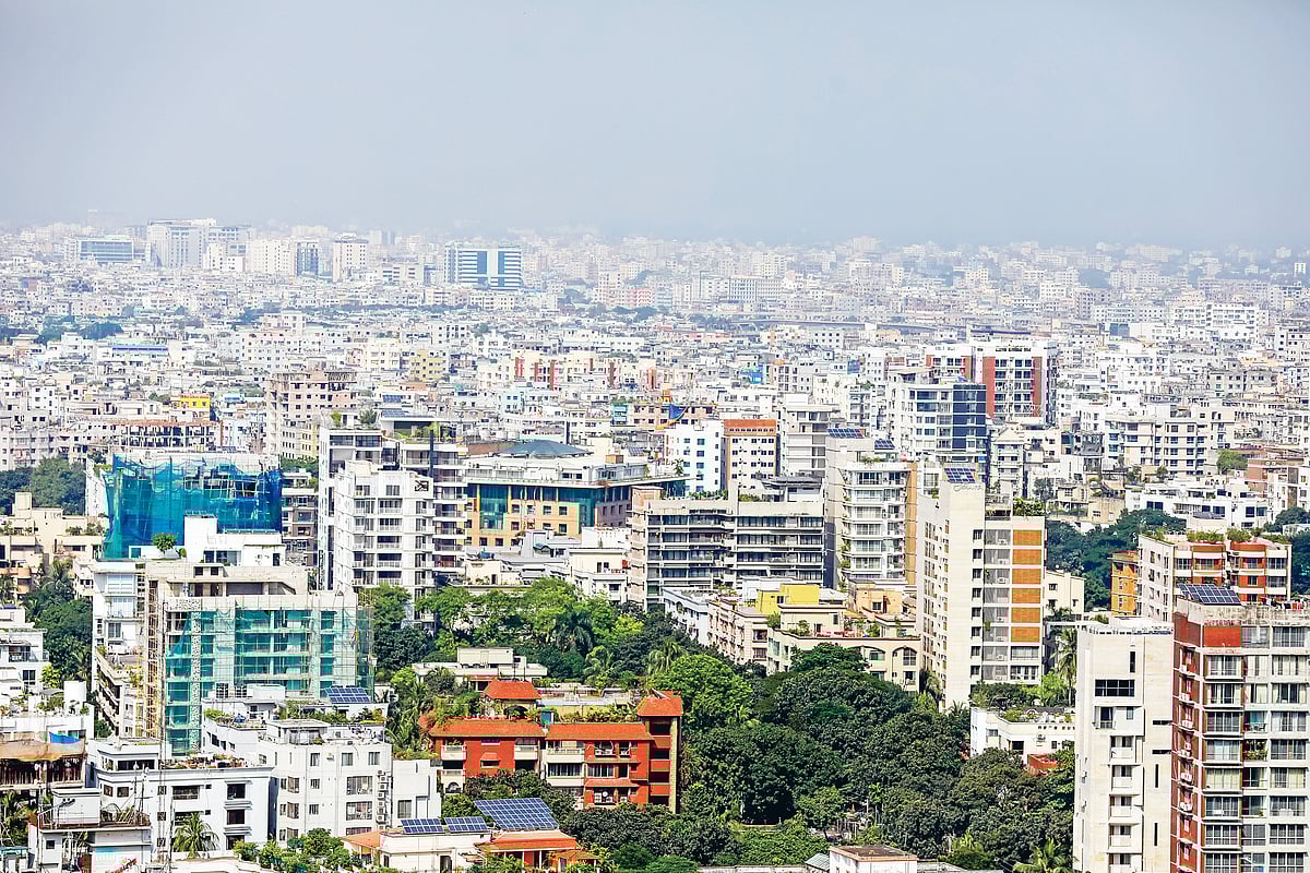 গত ১৩ বছরে রাজধানীর অন্য যে কোনো এলাকার চেয়ে সবচেয়ে বেশি অ্যাপার্টমেন্ট নির্মিত হয়েছে গুলশানে। এসব অ্যাপার্টমেন্টের অধিকাংশ বিলাসবহুল