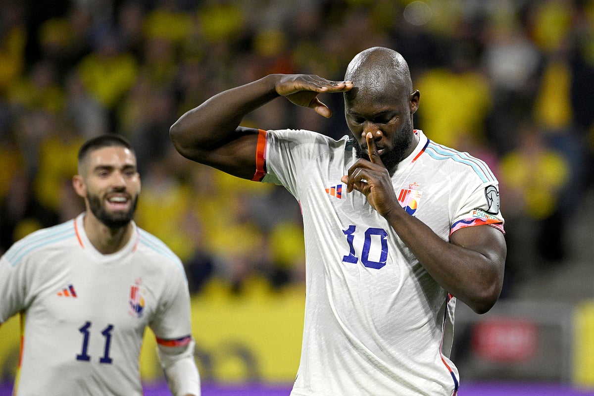 সুইডেনের বিপক্ষে হ্যাটট্রিক করে লুকাকুর উচ্ছ্বাস