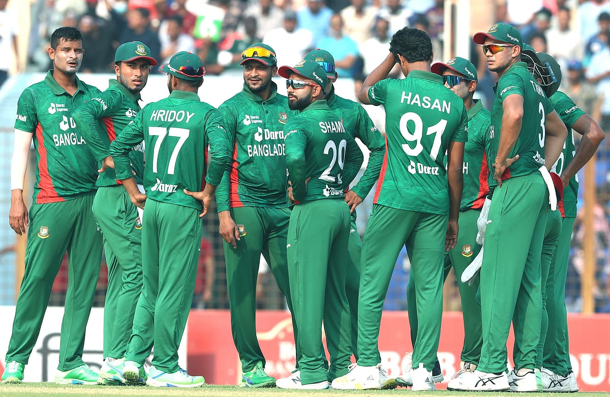 দশম প্রতিপক্ষ হিসেবে ইংল্যান্ডকে হারিয়েছে বাংলাদেশ