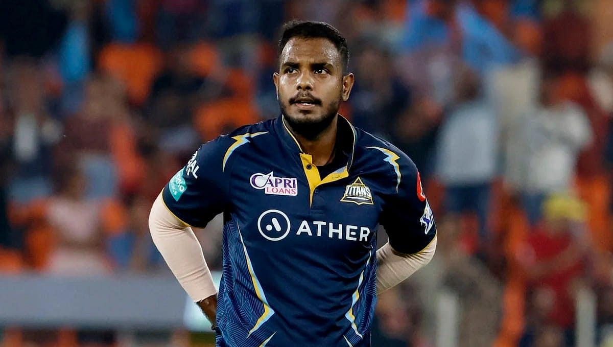 ৫ ছক্কা খেয়ে হতাশ যশ দয়াল