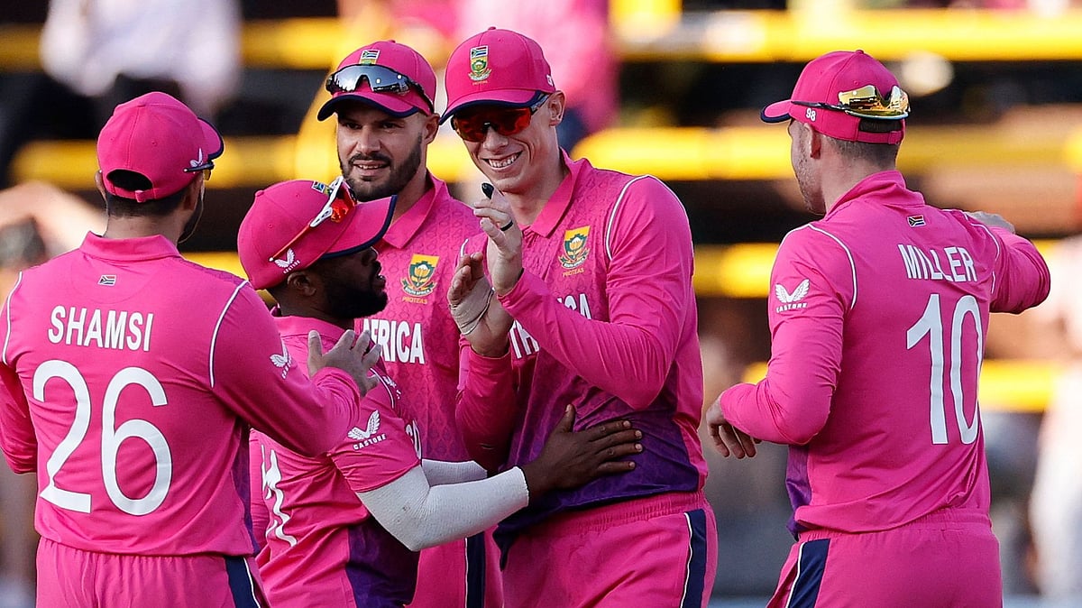 নেদারল্যান্ডসকে ১৪৬ রানে হারিয়েছে দক্ষিণ আফ্রিকা