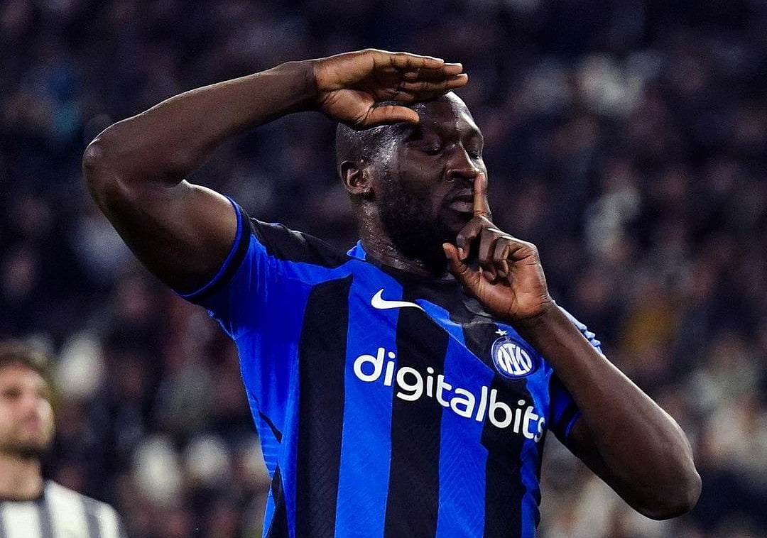 রোমেলু লুকাকু