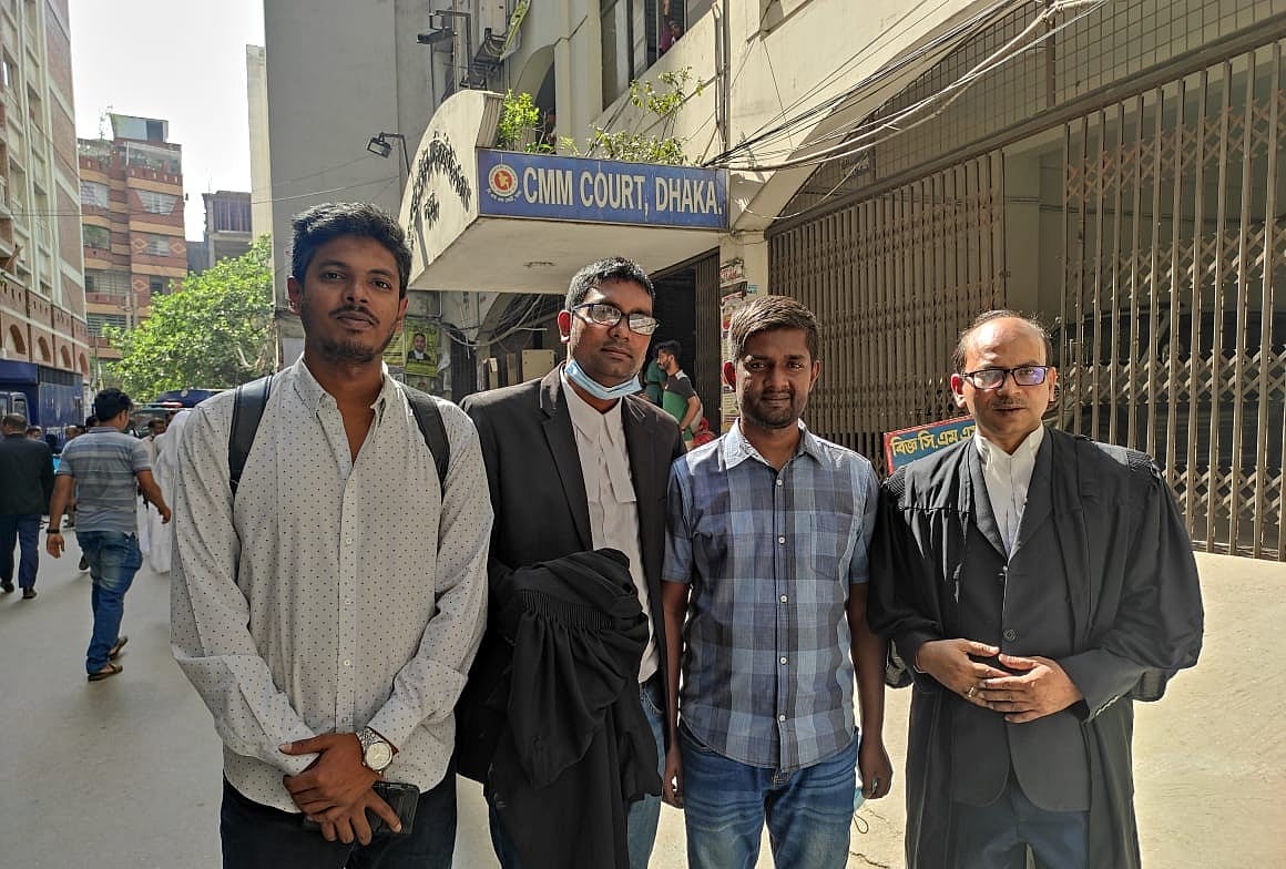 ডিজিটাল নিরাপত্তা আইনে রাজধানীর তেজগাঁও থানায় করা মামলায় গত ৯ এপ্রিল জামিন পান প্রথম আলোর সাংবাদিক শামসুজ্জামান