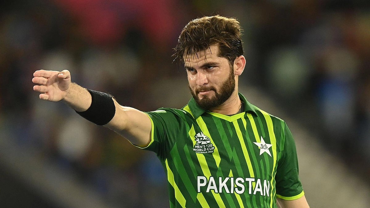 শাহিন শাহ আফ্রিদিকে পাকিস্তান টি–টোয়েন্টি দলের অধিনায়ক বানাতে বললেন আকিব জাভেদ