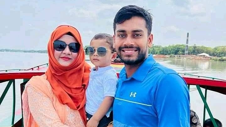 স্ত্রী–সন্তানের সঙ্গে মেহেদী হাসান মিরাজ