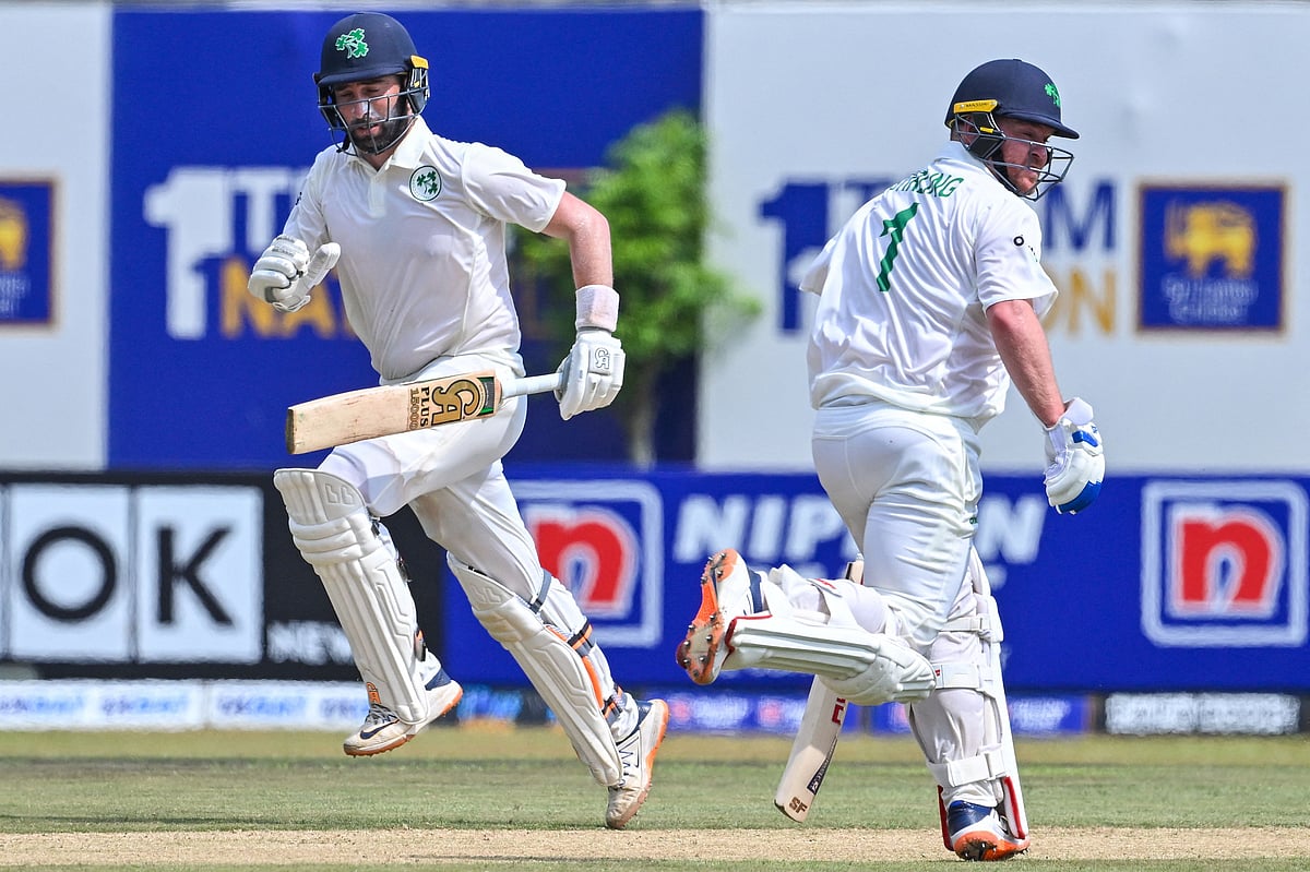 ১১৫ রানের জুটি গড়েন বলবার্নি ও স্টার্লিং