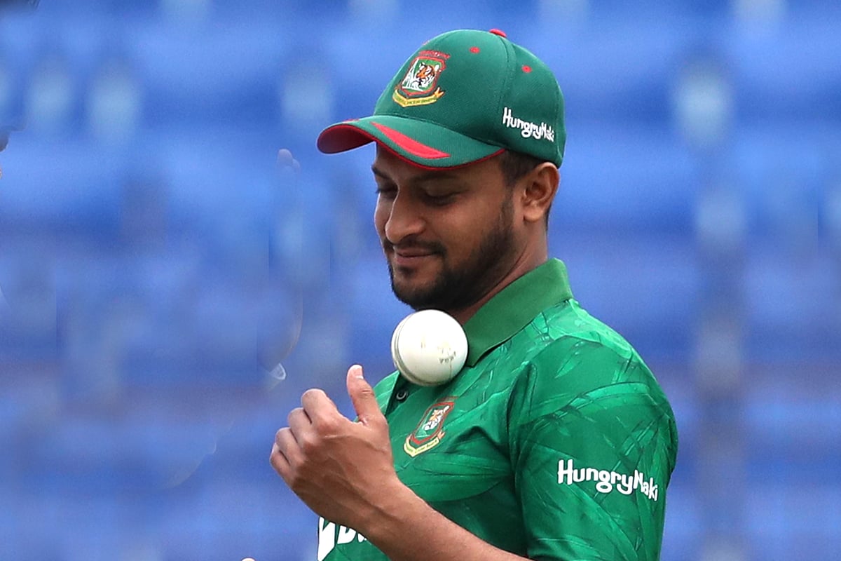 যুক্তরাষ্ট্রে গেলেন সাকিব