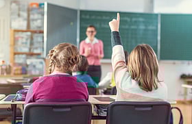 শুধু ভর্তি পরীক্ষা, নাকি সুশিক্ষার পথ অন্য কোথাও