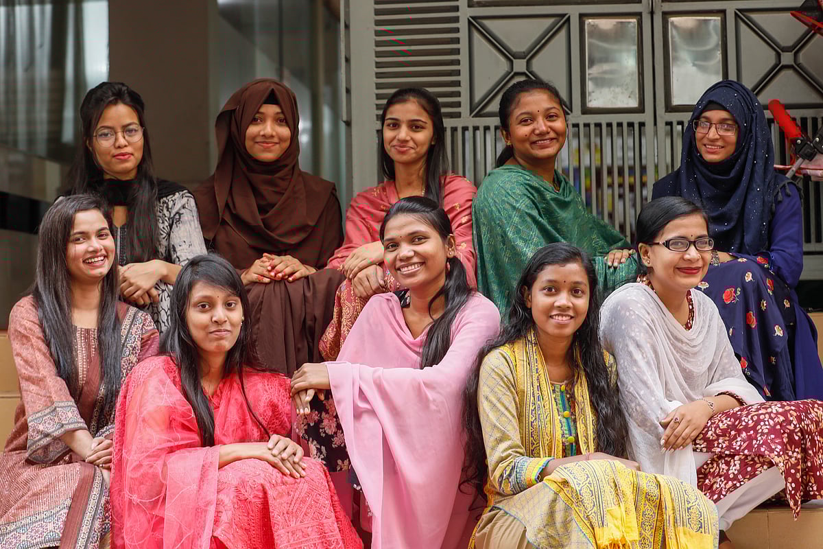 আইডিএলসি ও প্রথম আলো ট্রাস্টের অদ্বিতীয়া বৃত্তি পেয়েছেন এই ১০ শিক্ষার্থী