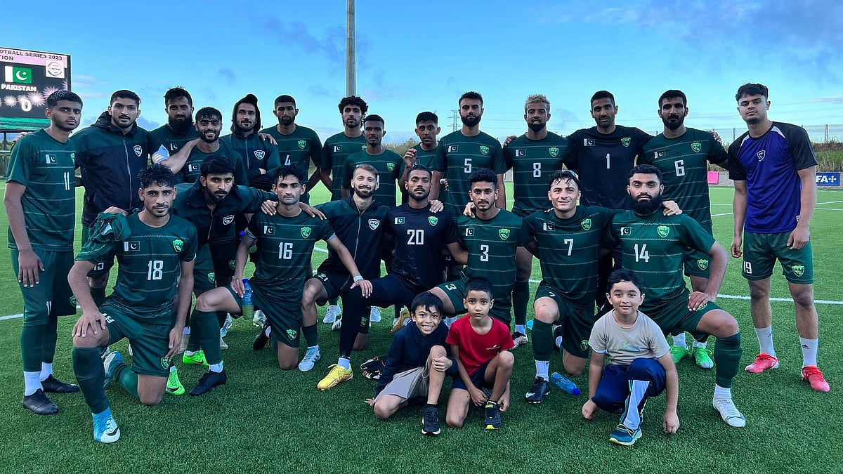সাফের প্রস্তুতি নিচ্ছে পাকিস্তান ফুটবল দল