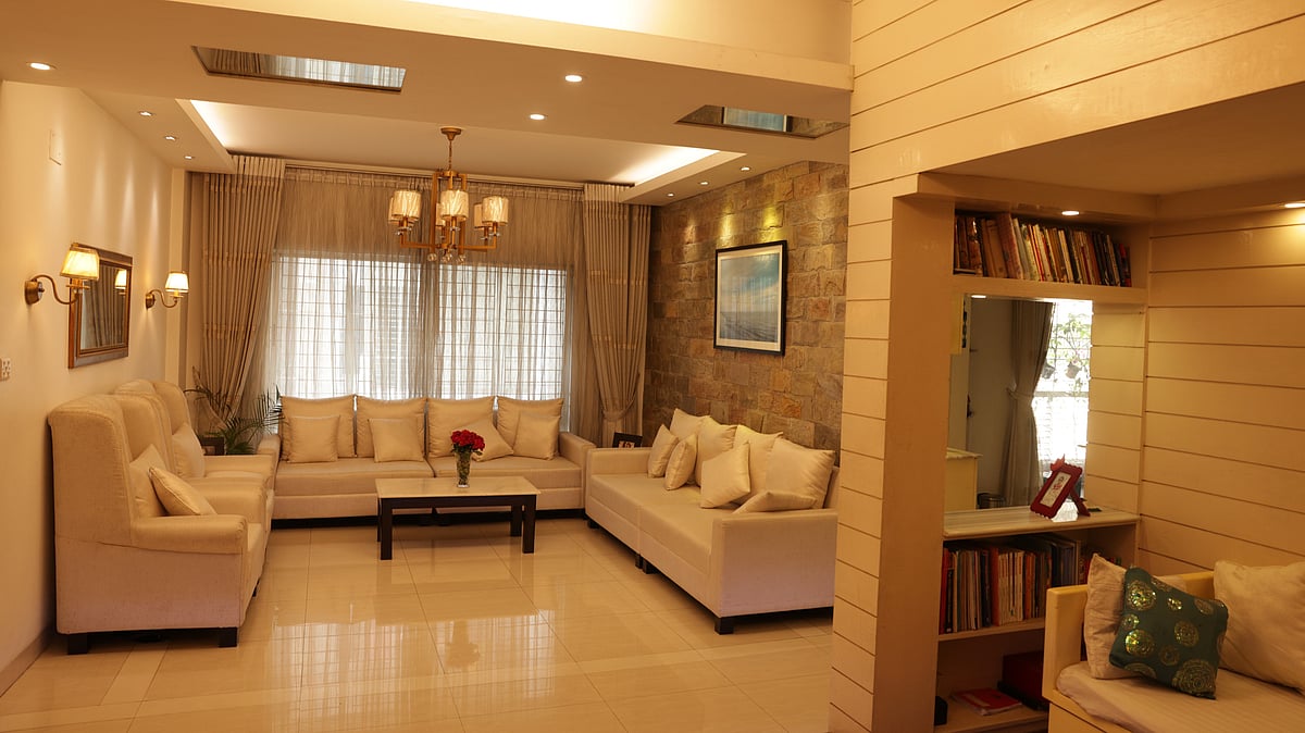 পর্দা হালকা ভেজা রাখতে পারেন এ সময়