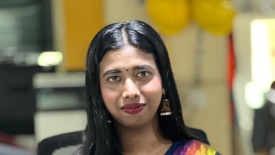 Yosh porno bilan onam Dnepropetrovsk eng yaxshi fohisha