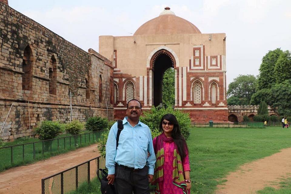 কলকাতায় গিয়ে বাবা যেন ফেলুদা হয়ে গিয়েছিলেন, আর আমি তোপশে