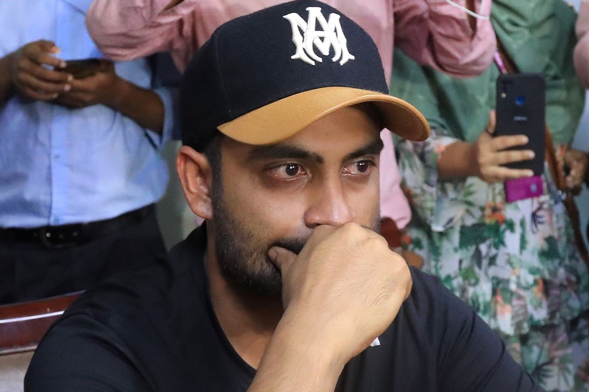 অবসরের ঘোষণা দিতে গিয়ে অশ্রুসজল তামিম ইকবাল