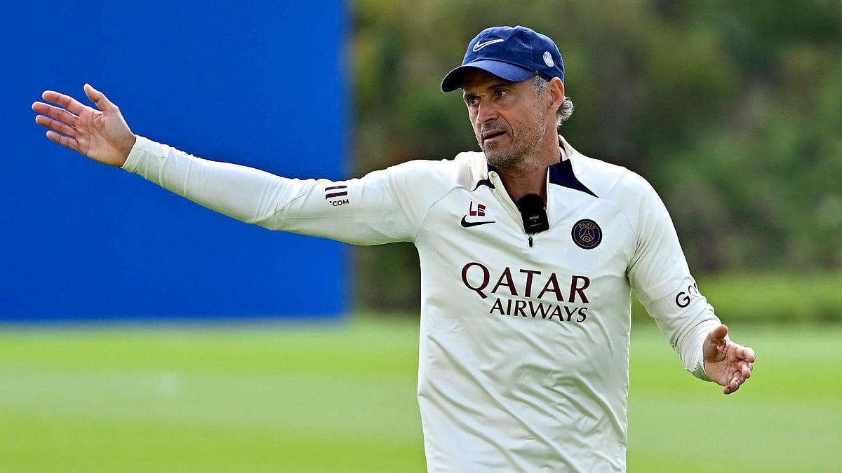 পিএসজি কোচ লুইস এনরিকে