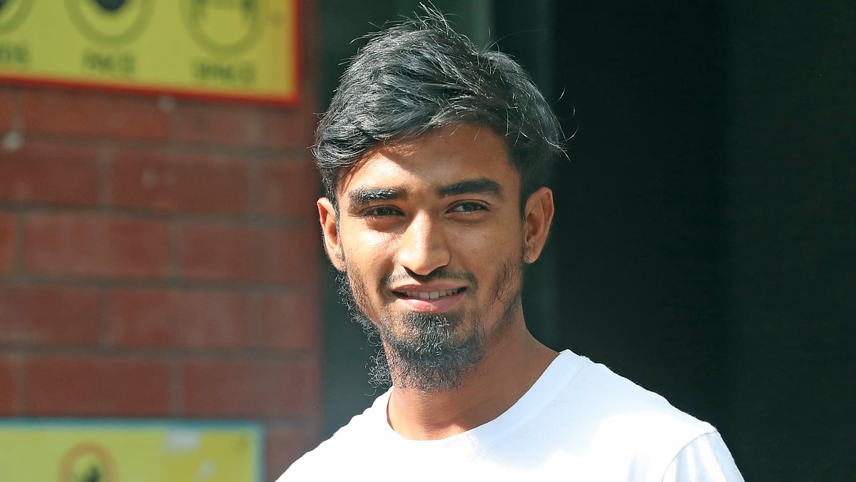 তানজিম হাসান সাকিব